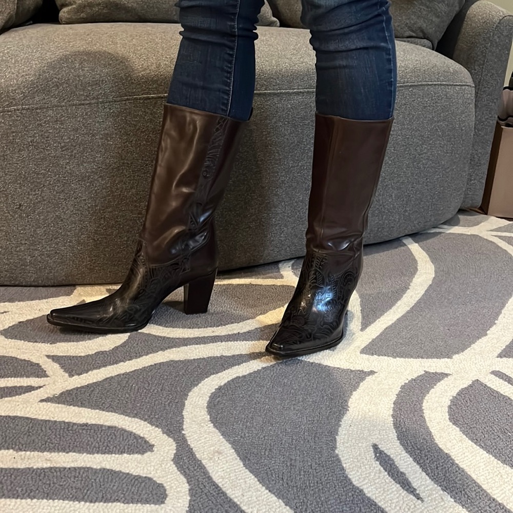 Ladies boots, by designer Antonio Melanie
